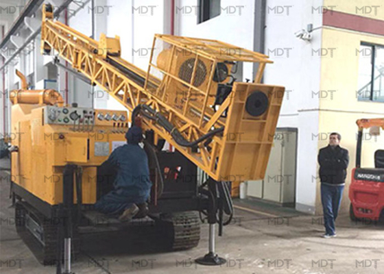 140kw υδραυλική μηχανή διατρήσεων πυρήνων τύπων ροδών για να εξαγάγει την υψηλή περιστροφική ταχύτητα