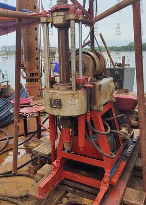 100kN ανώτατες τρυπώντας με τρυπάνι συσκευές βαθιών τρυπών ανυψωτικής δύναμης με την περιστροφική ταχύτητα 0-120r/min